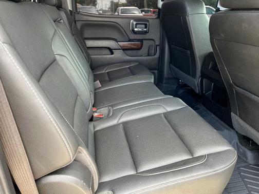 Quicksilver Metallic 2018 GMC Sierra 2500 4WD Crew Cab 167.7" SLT