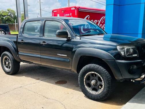 2006 Toyota Tacoma Double 128" PreRunner Auto (Natl)