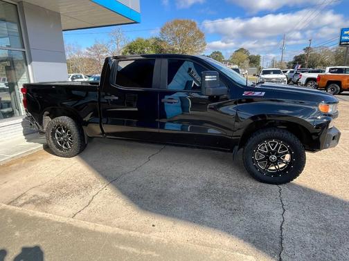 2021 Chevrolet Silverado 1500 4WD Crew Cab 147" Work Truck