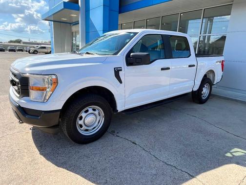 2022 Ford F-150 XL 4WD SuperCrew 5.5' Box