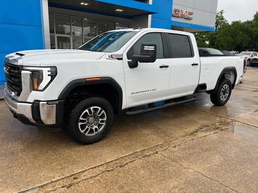 Summit White 2024 GMC Sierra 2500 4WD Crew Cab 172" Pro