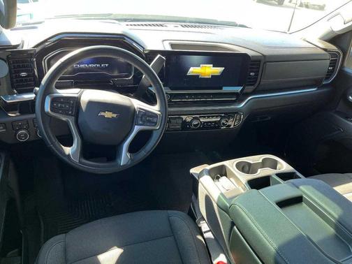 2024 Chevrolet Silverado 3500 LT