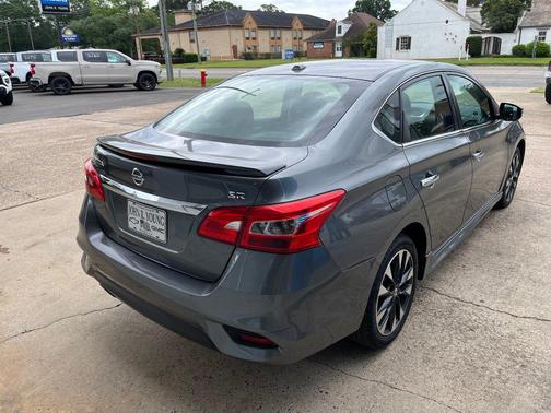 Gun Metallic 2019 Nissan Sentra SR CVT
