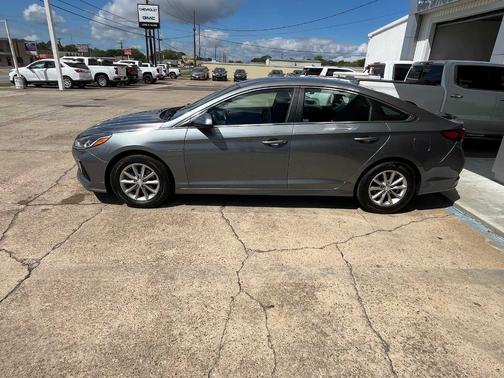 2019 Hyundai SONATA SE 2.4L