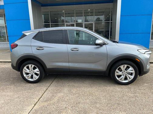 Moonstone Gray Metallic 2025 Buick Encore GX FWD 4dr Preferred