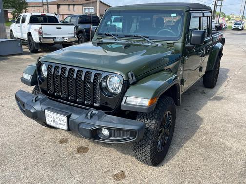 Sarge Green Clearcoat 2021 Jeep Gladiator Willys Sport 4x4