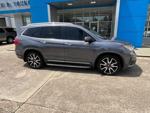 2019 Honda Pilot Touring 7-Passenger 2WD