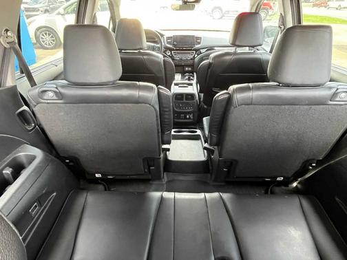 2019 Honda Pilot Touring 7-Passenger 2WD