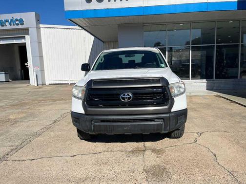 2016 Toyota Tundra SR