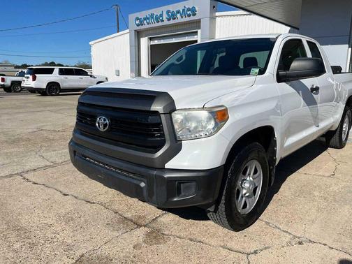2016 Toyota Tundra SR