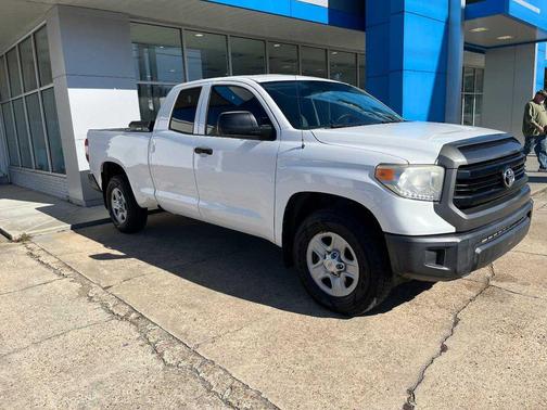2016 Toyota Tundra SR