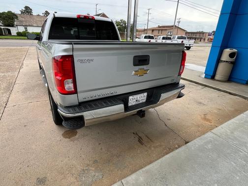 Silver Ice Metallic 2017 Chevrolet Silverado 1500 2WD Crew Cab 143.5" LTZ w/1LZ