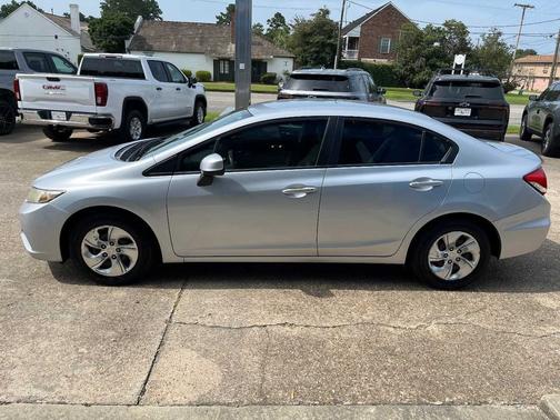 2013 Honda Civic 4dr Auto LX