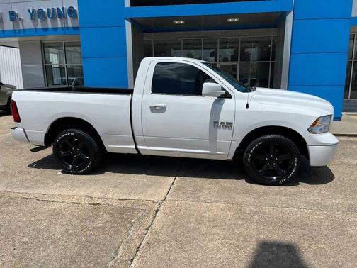 2017 RAM 1500 Tradesman/Express