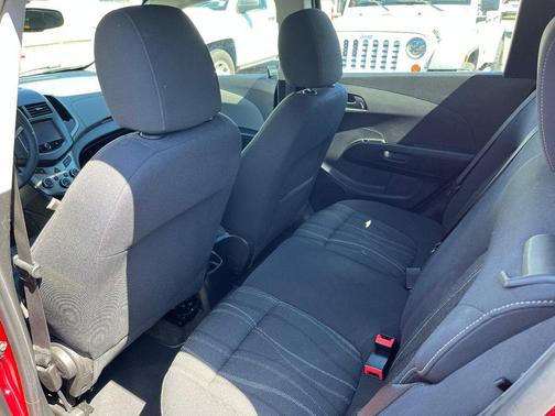Crystal Red Tintcoat 2016 Chevrolet Sonic 5dr HB Auto LT