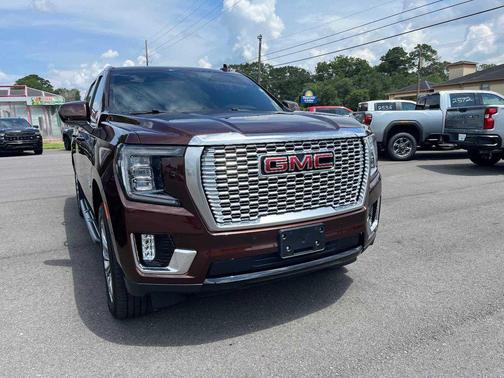 2022 GMC Yukon XL SLE