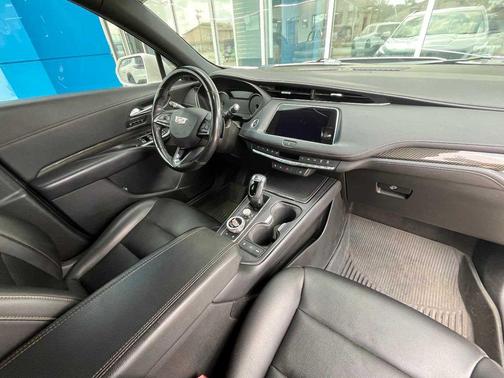 2019 Cadillac XT4 Sport