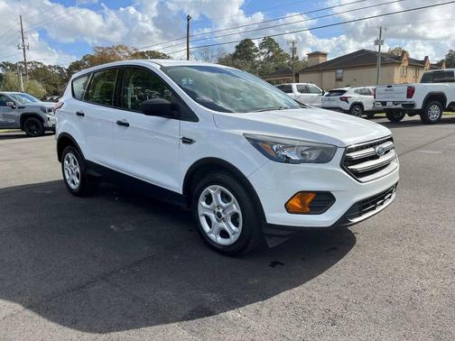 2019 Ford Escape S FWD