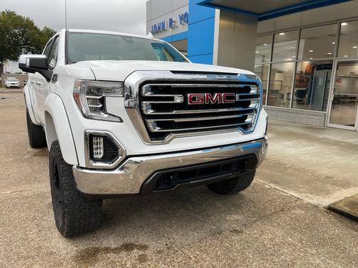 2021 GMC Sierra 1500 4WD Crew Cab SLT