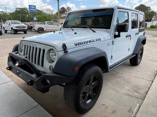 2016 Jeep Wrangler Unlimited 4WD 4dr Black Bear *Ltd Avail*