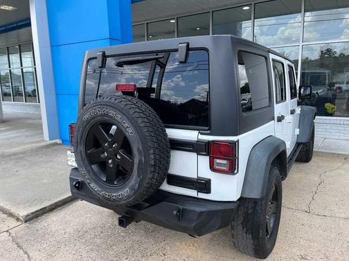 2016 Jeep Wrangler Unlimited 4WD 4dr Black Bear *Ltd Avail*