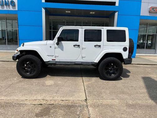 2014 Jeep Wrangler Unlimited Altitude