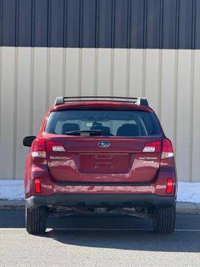 2014 Subaru Outback 2.5i