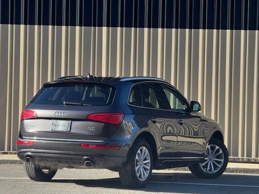 2015 Audi Q5 2.0T Premium Plus