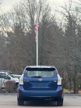 2012 Toyota Prius v Five