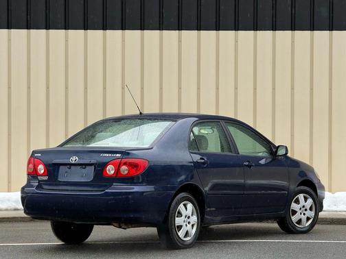 2006 Toyota Corolla LE