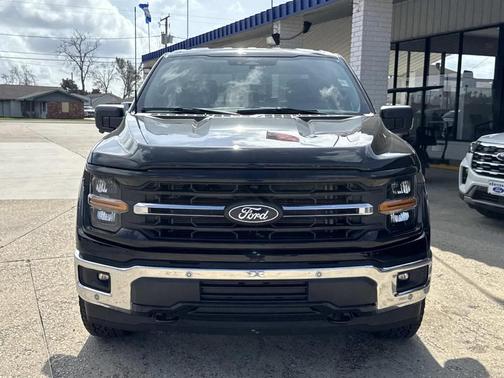 Agate Black Metallic 2026 Ford F-150 XLT