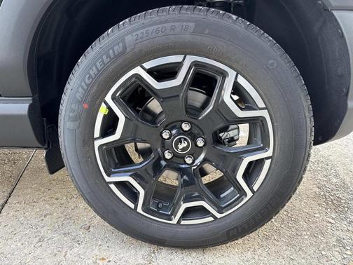 Shadow Black 2025 Ford Bronco Sport Outer Banks