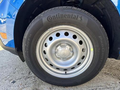 Velocity Blue 2026 Ford Maverick XL