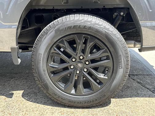 Carbonized Gray Metallic 2026 Ford F-150 XLT