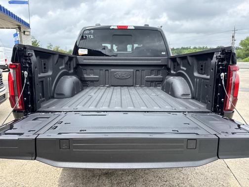 Agate Black Metallic 2026 Ford F-150 King Ranch