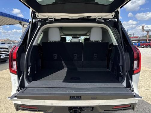 Star White 2026 Ford Expedition Active