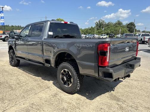 Carbonized Gray Metallic 2027 Ford F-250 Lariat