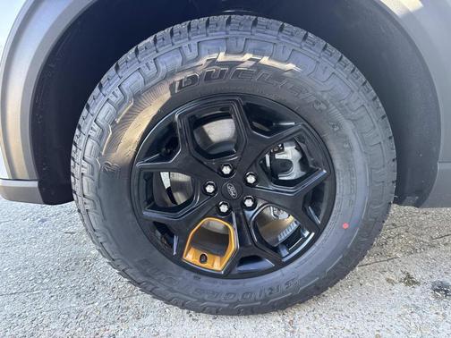 Space White Metallic 2026 Ford Explorer Tremor