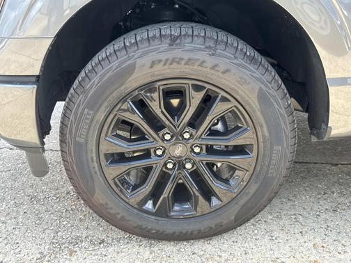Carbonized Gray Metallic 2026 Ford F-150 XLT