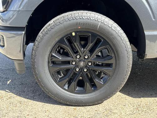 Carbonized Gray Metallic 2026 Ford F-150 Lariat