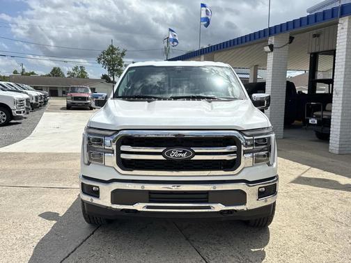 Star White 2026 Ford F-150 Lariat
