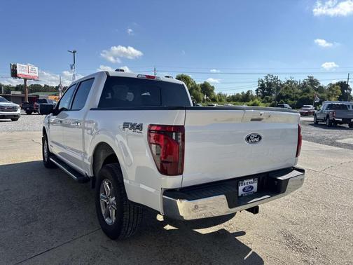 Oxford White 2025 Ford F-150 XLT