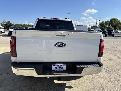 Oxford White 2025 Ford F-150 XLT