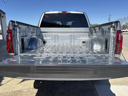 Iconic Silver Metallic 2026 Ford F-150 STX