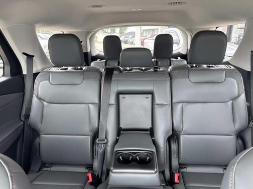 Carbonized Gray Metallic 2026 Ford Explorer Active