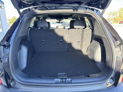 Agate Black Metallic 2026 Ford Escape ST-Line