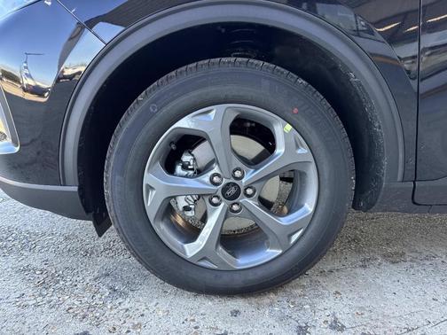 Agate Black Metallic 2026 Ford Escape ST-Line