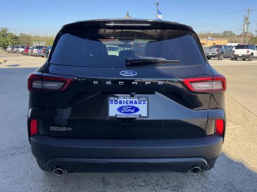 Agate Black Metallic 2026 Ford Escape ST-Line