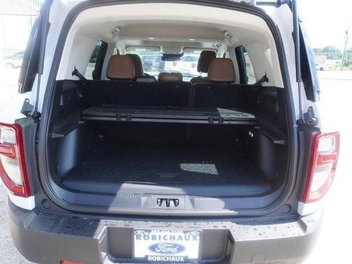 Oxford White 2024 Ford Bronco Sport Badlands