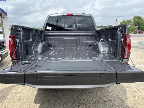 Carbonized Gray Metallic 2026 Ford F-150 Lariat